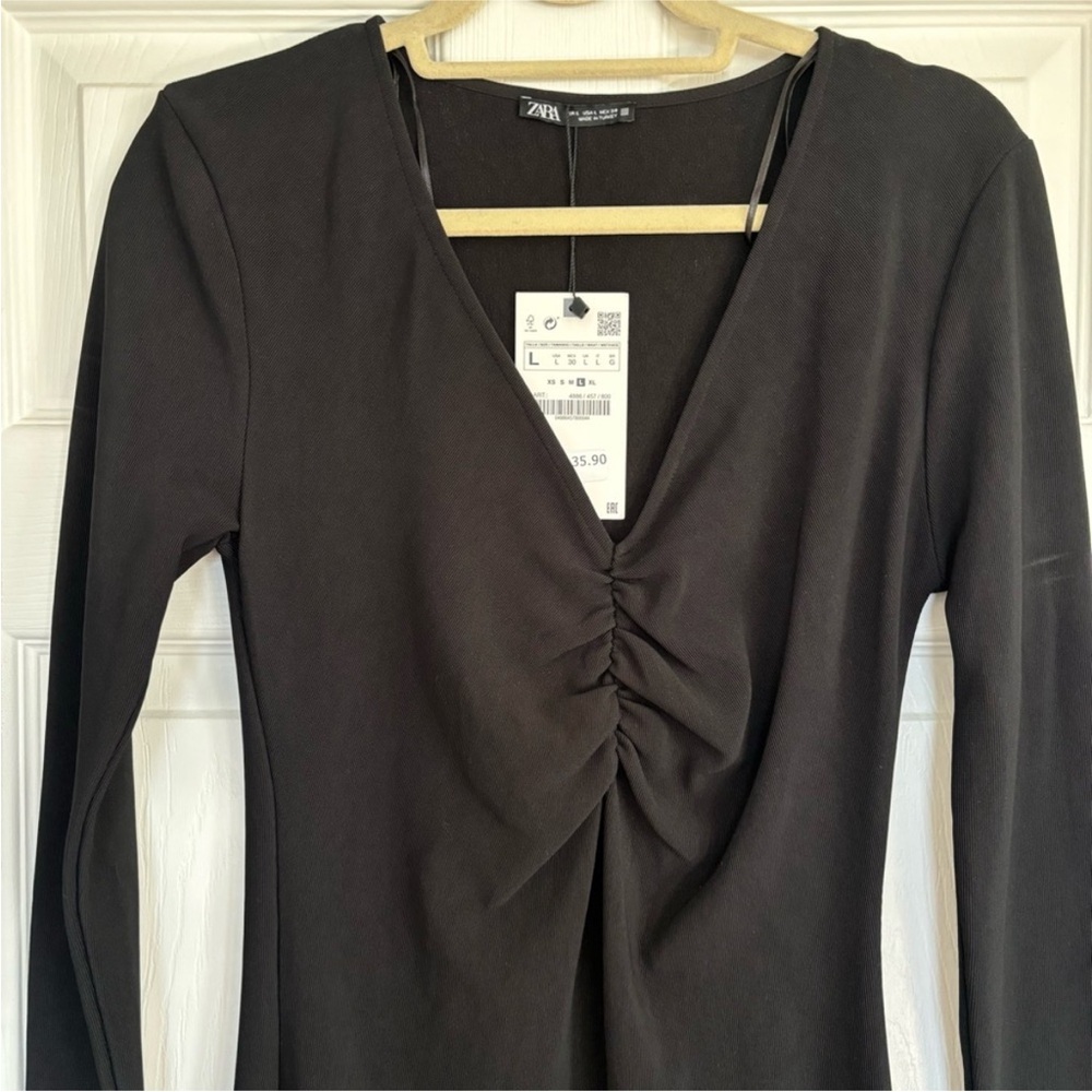 Zara Black Long-Sleeve V-Neck Front-Ruched Top
